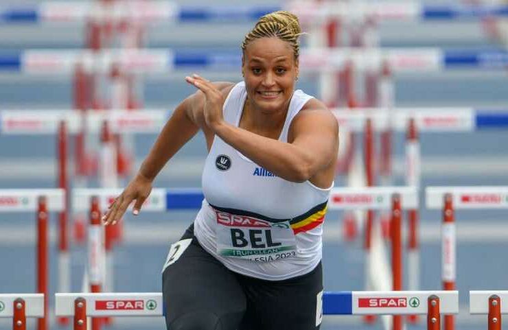 A shot putter from Belgium takes over to run 100-meter hurdles. How it saved her team is as follows: